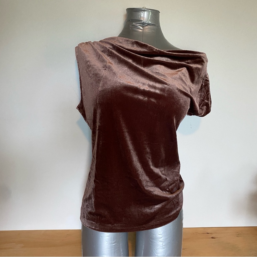 NWT GAP velour one shoulder top, brown, L